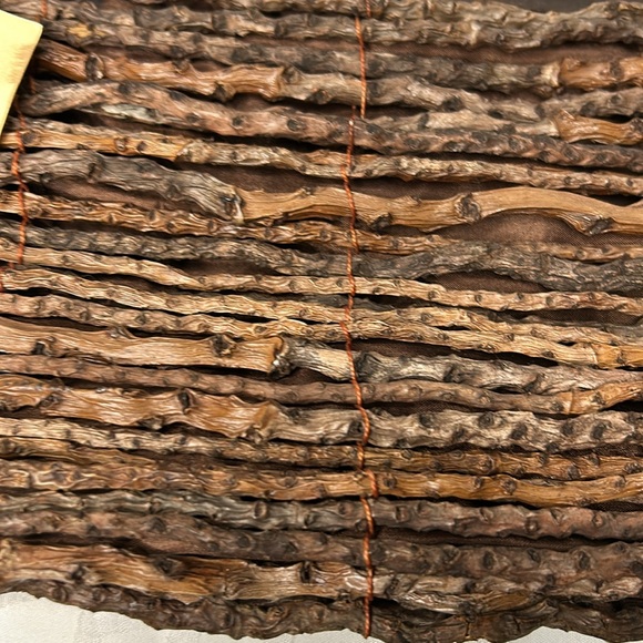 IKAN wood branches hand made handbag. - Picture 5 of 9